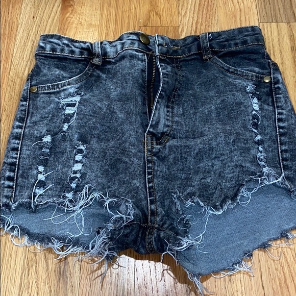 jean shorts with rips in the back